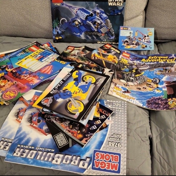 LEGO Red Storage Case - Picture 5 of 8